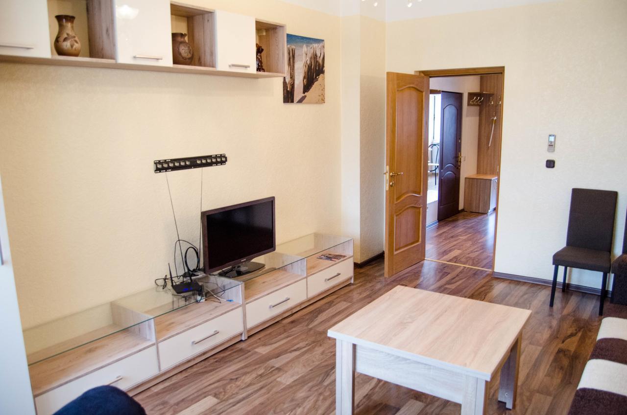 City Inn Riga Apartment Old Town Home With Parking Exterior photo