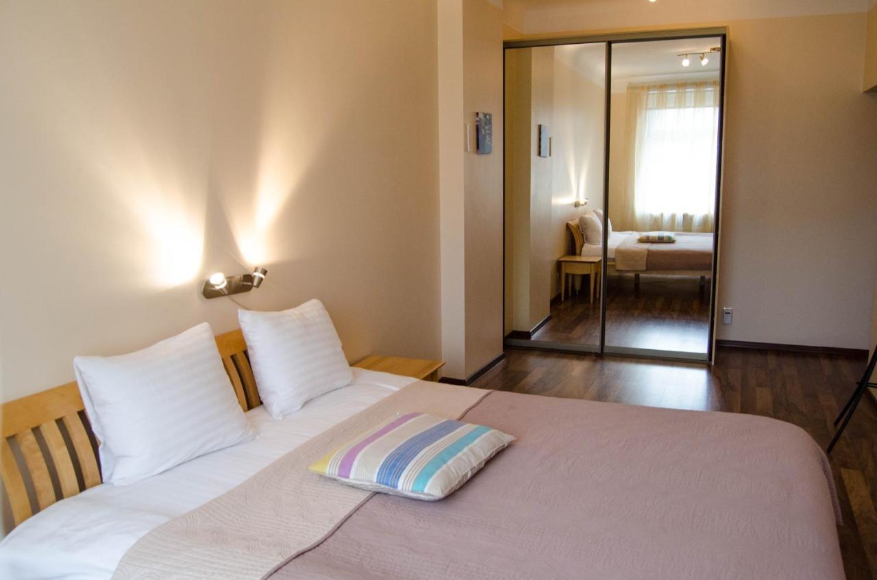 City Inn Riga Apartment Old Town Home With Parking Exterior photo